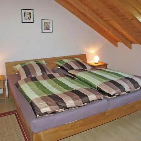 Sleeps 20 Wifi Holiday home