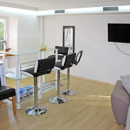 Sleeps 20 Wifi Holiday home Oberofflingen