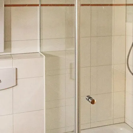 Sleeps 20 Wifi * Oberofflingen